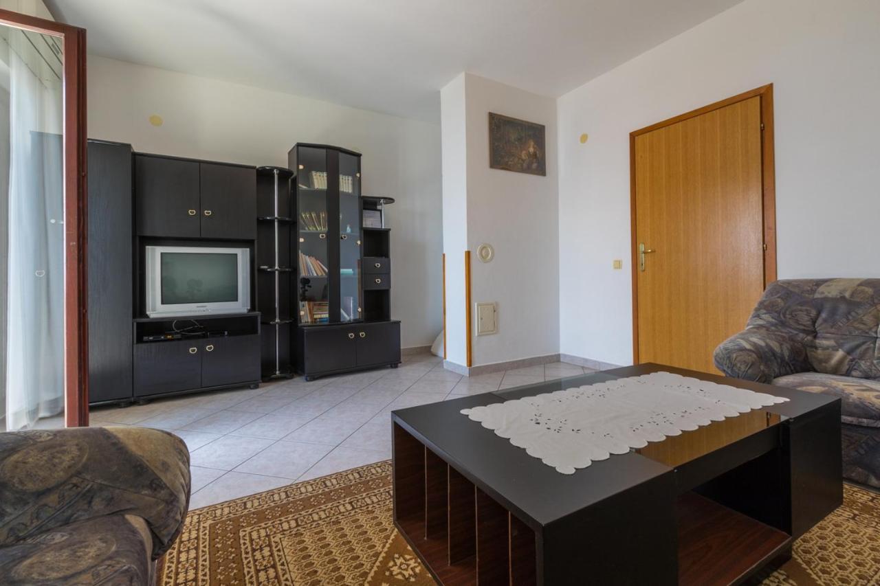 Apartments With A Parking Space Crikvenica - 5493 Szoba fotó